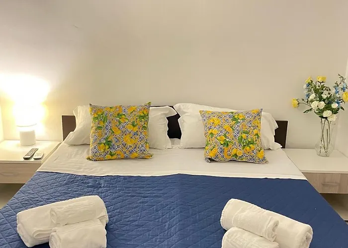 La Baia Incantata- * Tropea